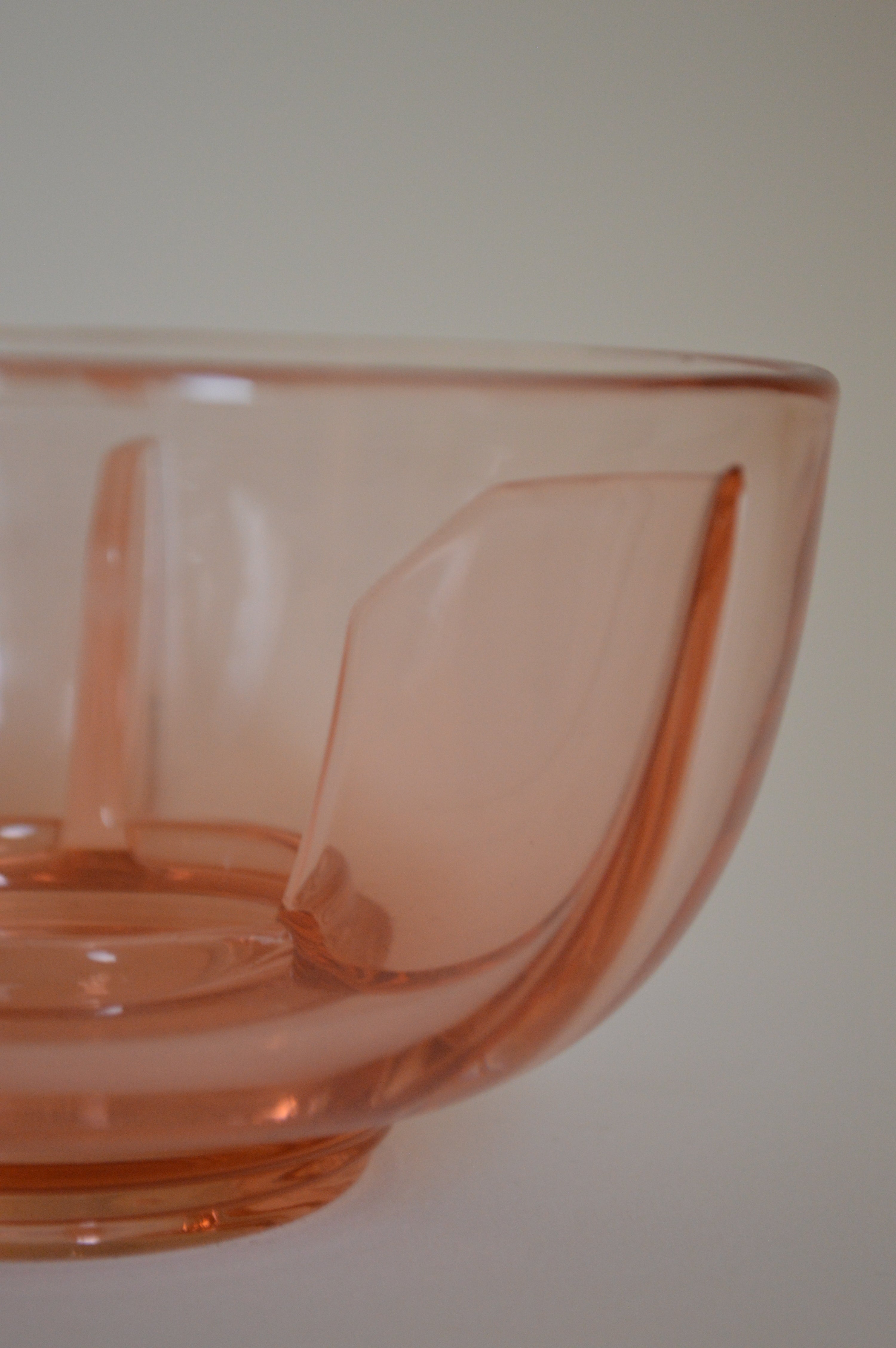 PINK GLASS CANDLE HOLDER